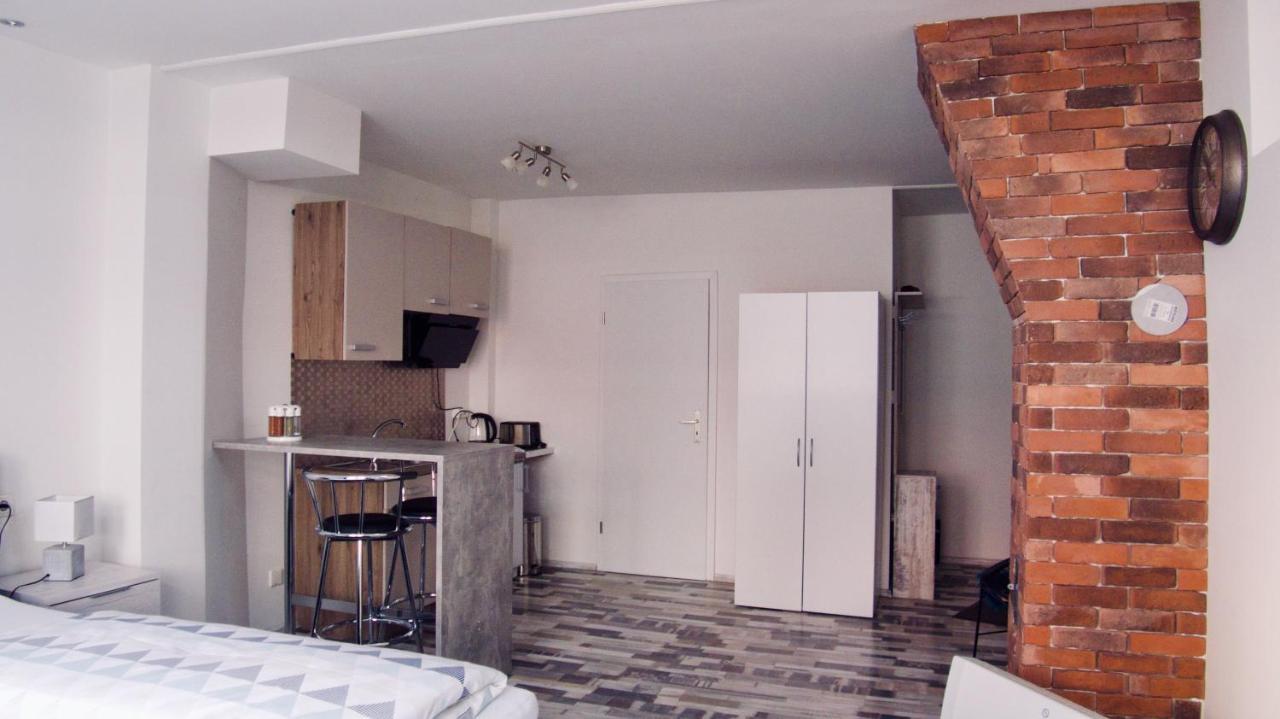 Moderne Wohnung Schwarzwald - In Bester Lage Direkt Am Fluss บาดวิลด์บาด ภายนอก รูปภาพ