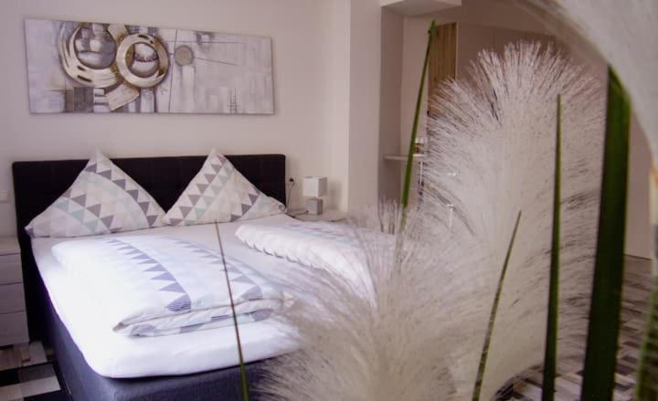 Moderne Wohnung Schwarzwald - In Bester Lage Direkt Am Fluss บาดวิลด์บาด ภายนอก รูปภาพ